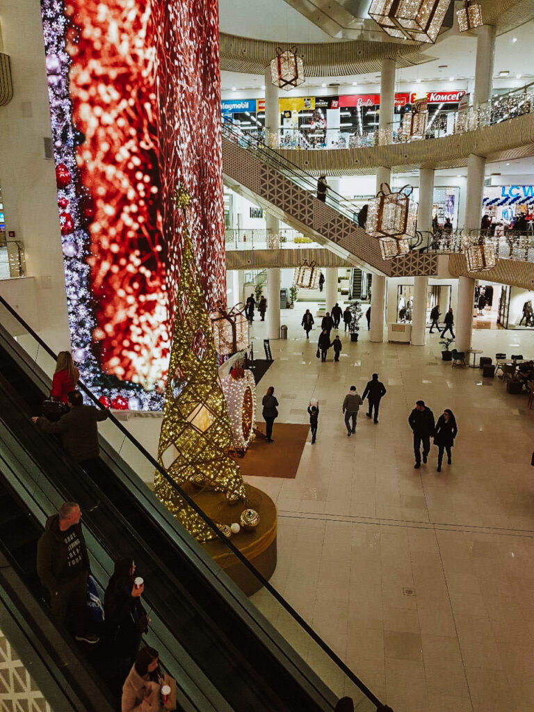 MALL-PLAZA-25
